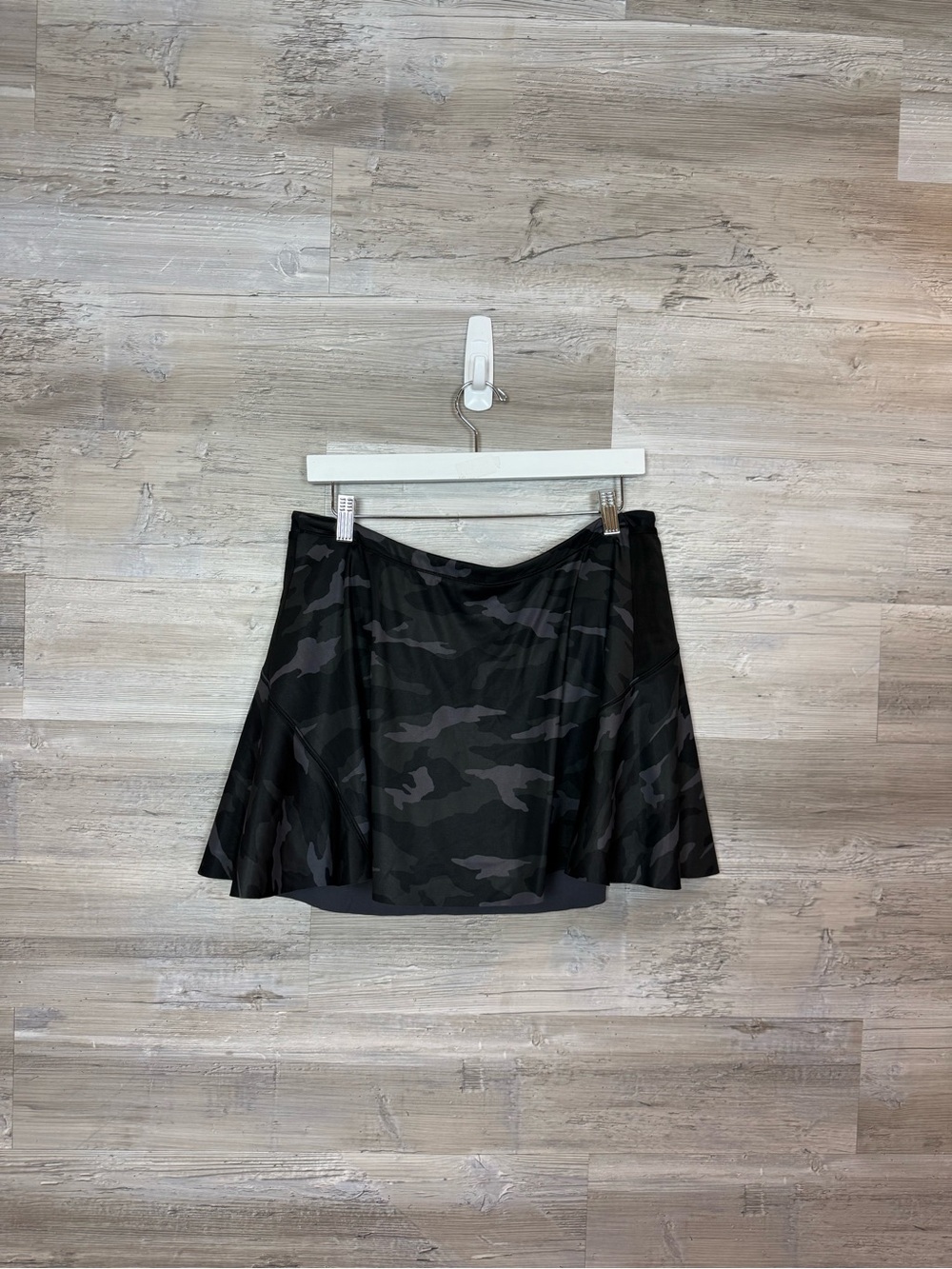 Athleta Dark Camo Match Point Skort L Built-In Shorts Pocket Athletic Skirt - Picture 9 of 9